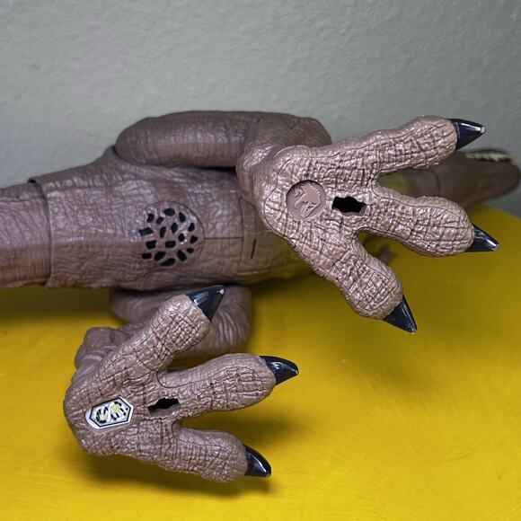 2020 Jurassic World Mattel Epic Roarin’ Mighty Mega Electronic Tyrannosaurus Rex - Picture 6 of 16